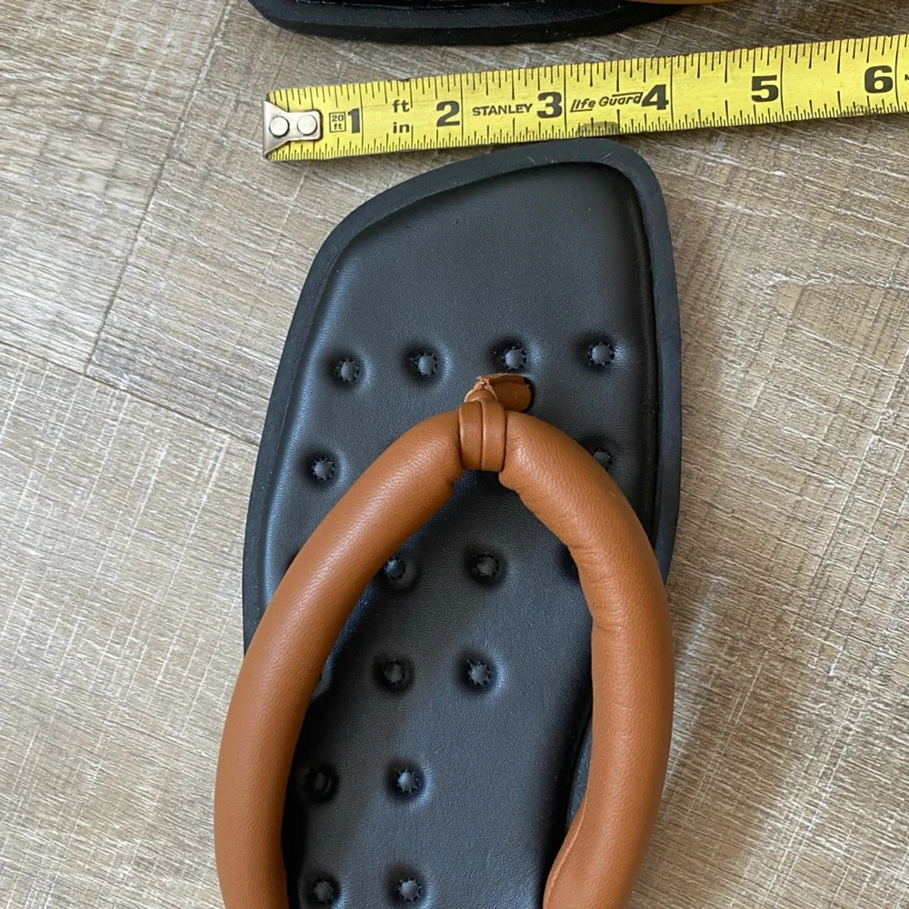 Vince Thong Sandals - Picture 14 of 15